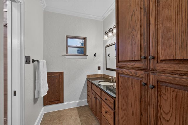 416 Forest Lane, Gun Barrel City, TX 75156