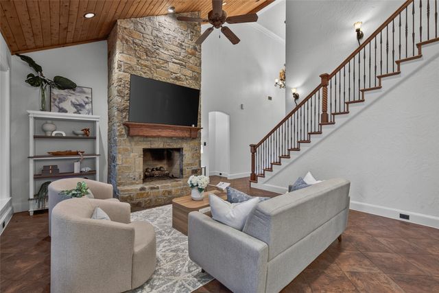 416 Forest Lane, Gun Barrel City, TX 75156