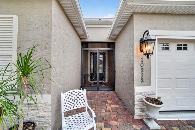 10212 JULIA ISLES AVENUE, Oxford, FL 34484