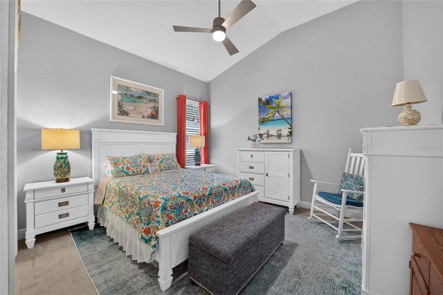 10212 JULIA ISLES AVENUE, Oxford, FL 34484