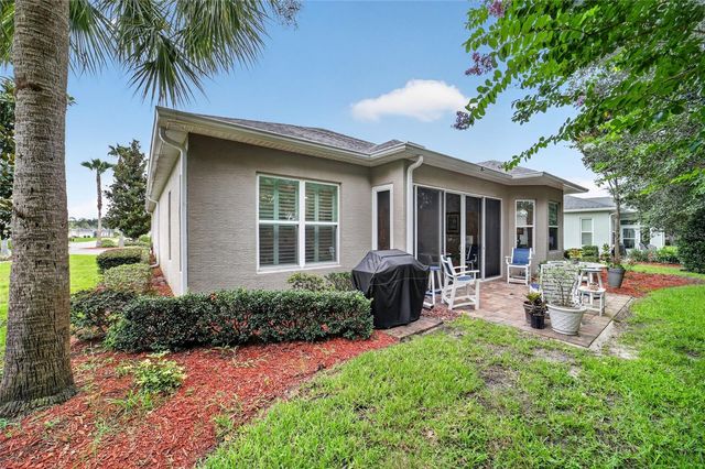 10212 JULIA ISLES AVENUE, Oxford, FL 34484