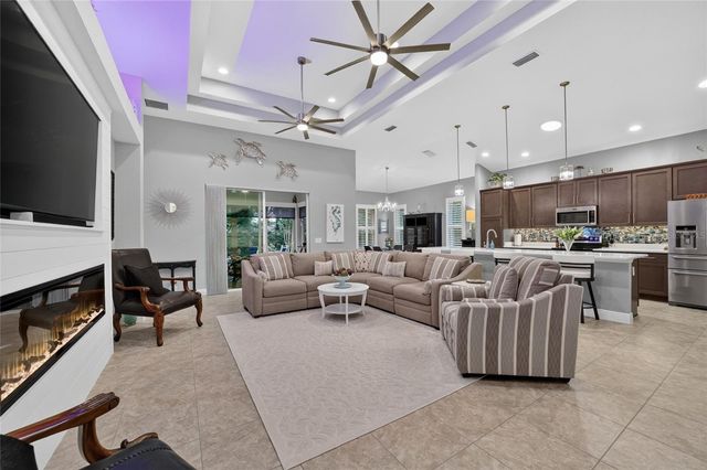 10212 JULIA ISLES AVENUE, Oxford, FL 34484