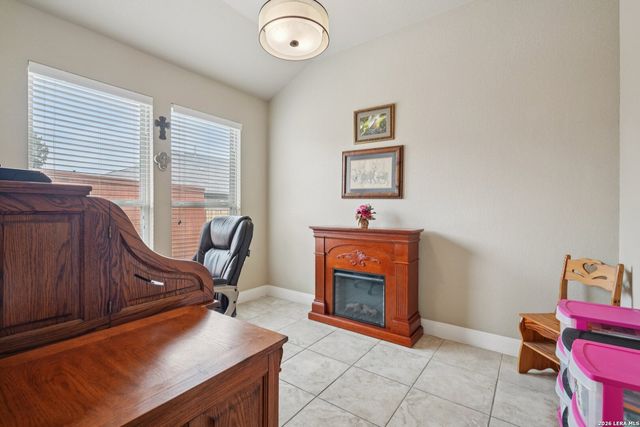 495 Pecan, New Braunfels, TX 78130