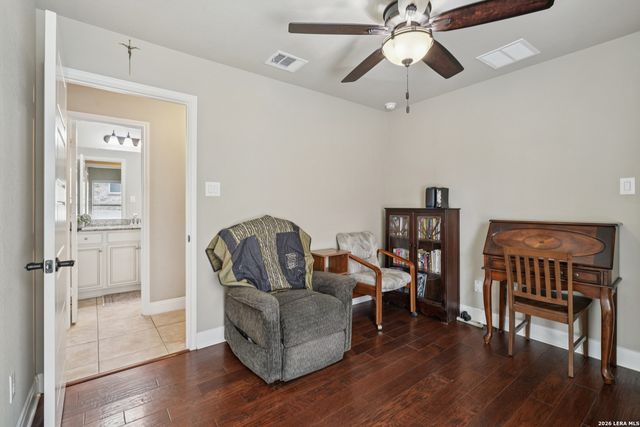 495 Pecan, New Braunfels, TX 78130