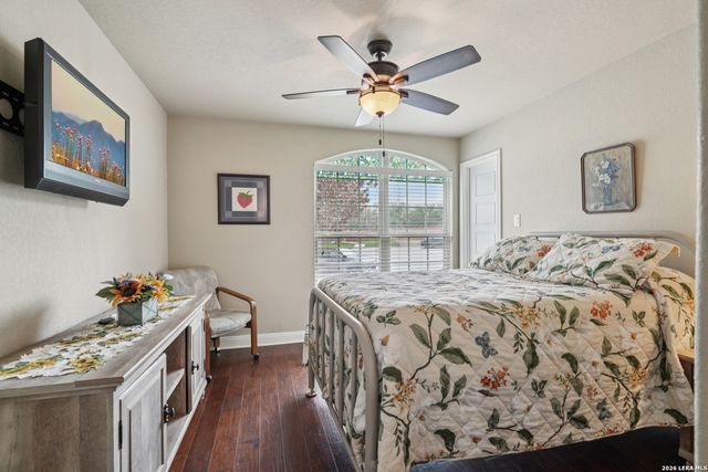 495 Pecan, New Braunfels, TX 78130