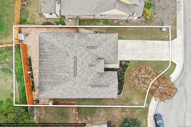 495 Pecan, New Braunfels, TX 78130