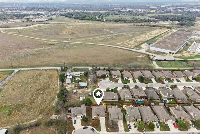 495 Pecan, New Braunfels, TX 78130