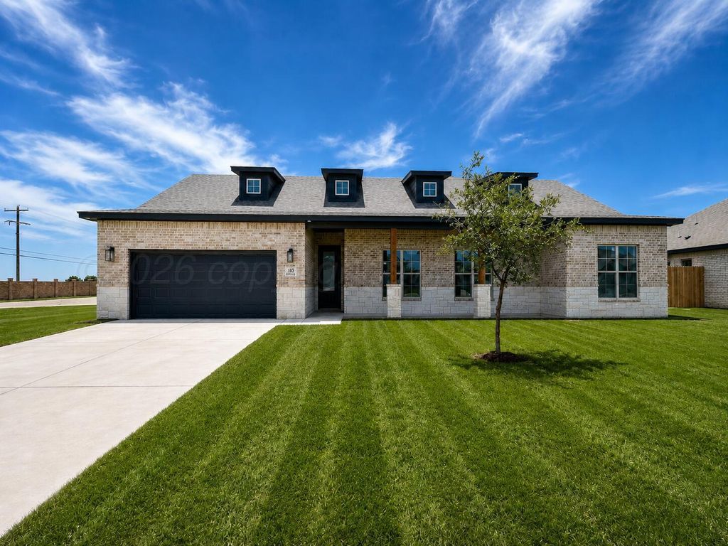 103 BULLRUSH Drive, Canyon, TX 79015