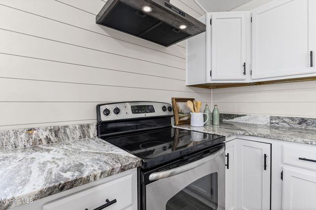 5905 Ohio Street, Berkey, OH 43504