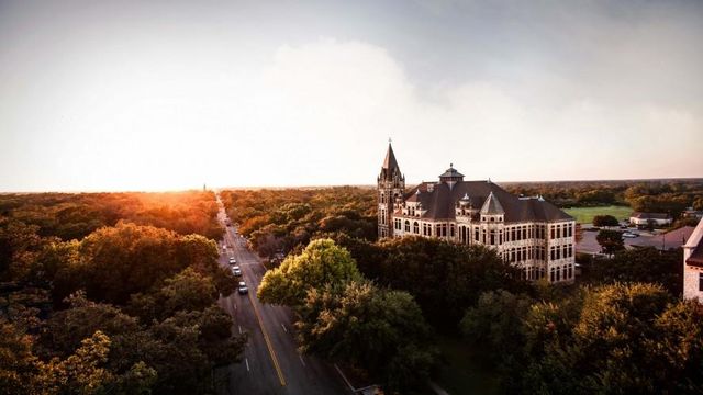 608 High Summit DR, Georgetown, TX 78628