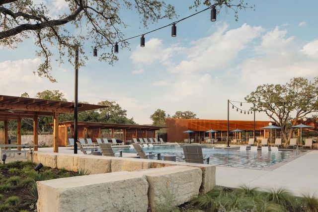 608 High Summit DR, Georgetown, TX 78628