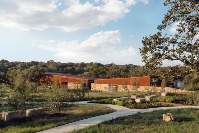 608 High Summit DR, Georgetown, TX 78628