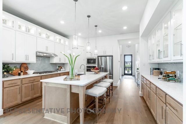 608 High Summit DR, Georgetown, TX 78628