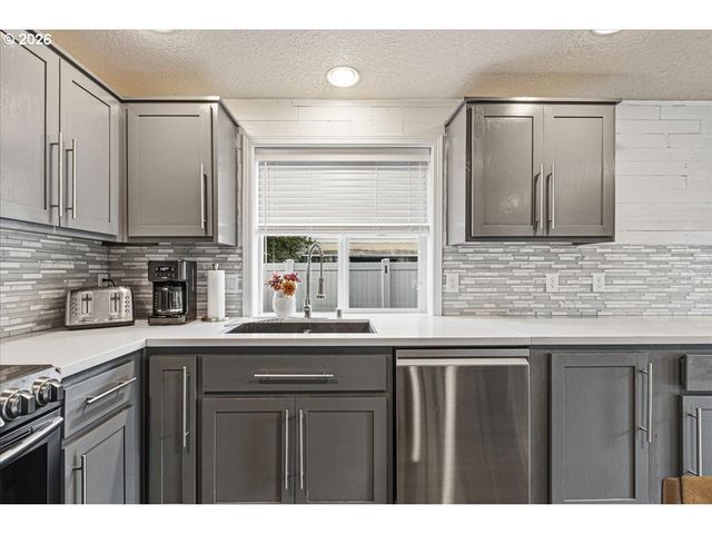 2200 Nw 5TH St, Battle Ground, WA 98604