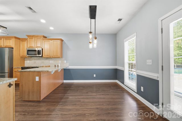 104 Sea Trail Drive 31, Mooresville, NC 28117