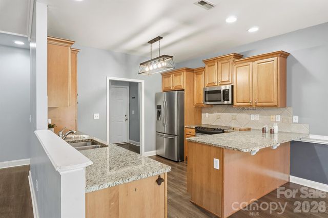 104 Sea Trail Drive 31, Mooresville, NC 28117