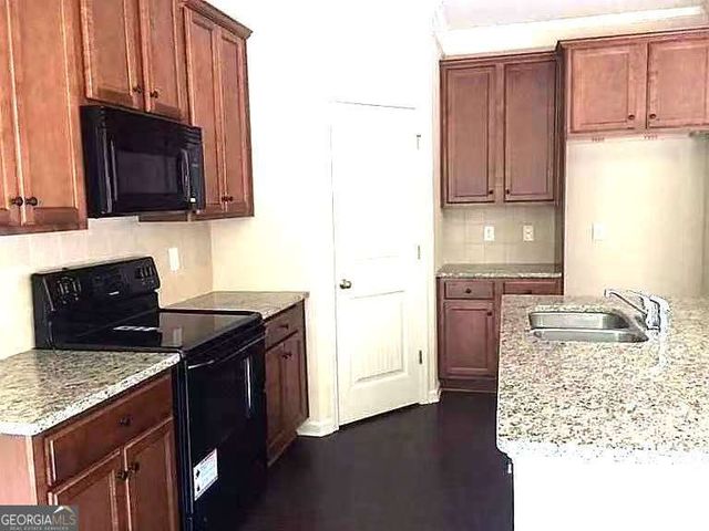 2799 Woodward Down Trail, Buford, GA 30519