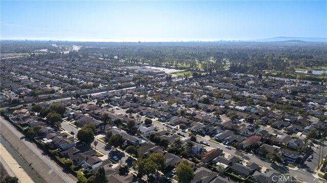 3440 Lama Avenue, Long Beach, CA 90808