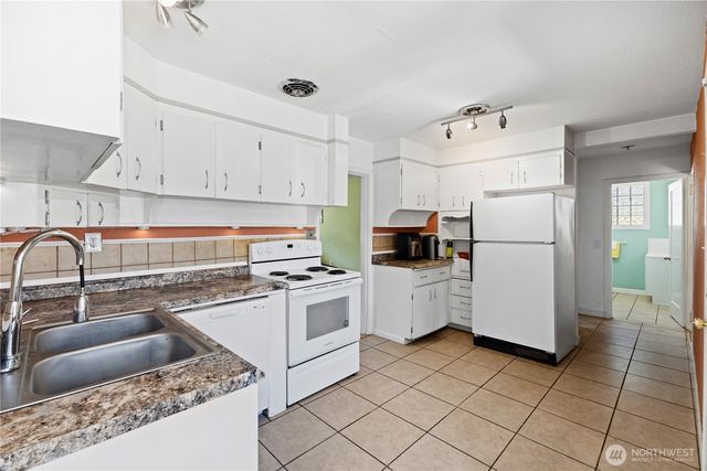 707 York Street, Bellingham, WA 98225