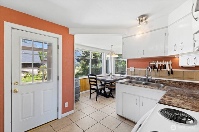 707 York Street, Bellingham, WA 98225