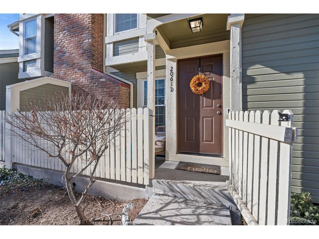 2061 S Helena St D, Aurora, CO 80013