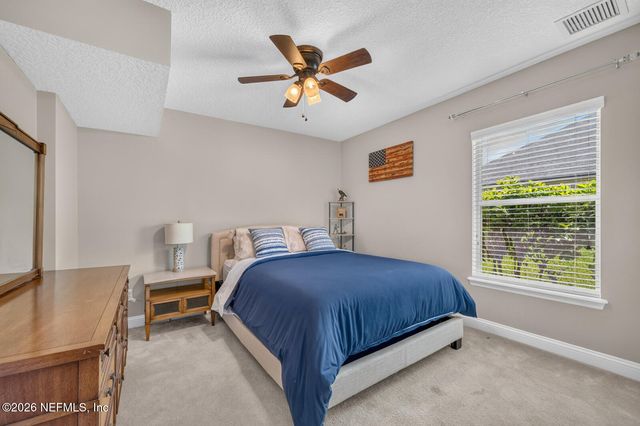 676 MARTIN LAKES Drive E, Jacksonville, FL 32220
