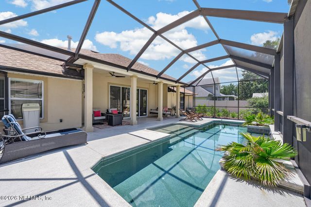 676 MARTIN LAKES Drive E, Jacksonville, FL 32220
