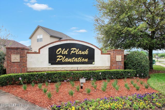 676 MARTIN LAKES Drive E, Jacksonville, FL 32220