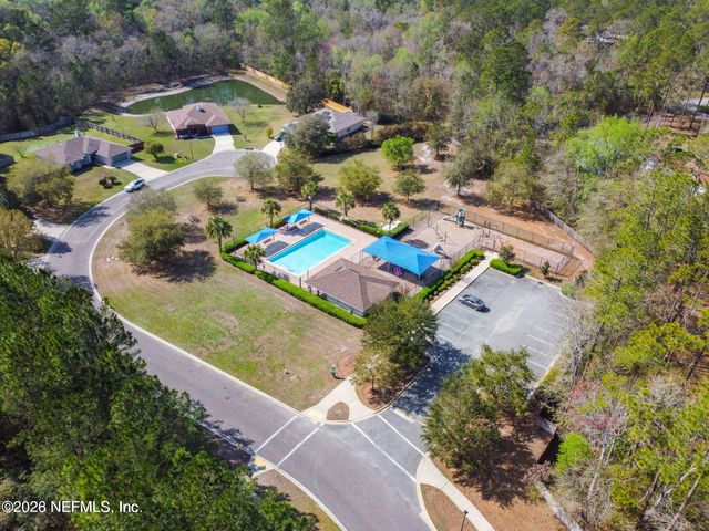 676 MARTIN LAKES Drive E, Jacksonville, FL 32220