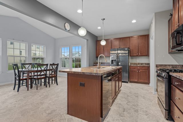 603 Silver Lake Street, Joliet, IL 60431