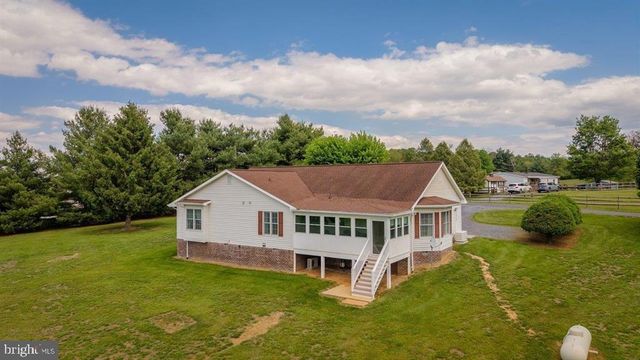 2220 PINEWOODS RD, Quicksburg, VA 22847