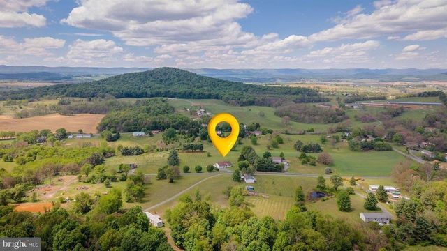 2220 PINEWOODS RD, Quicksburg, VA 22847