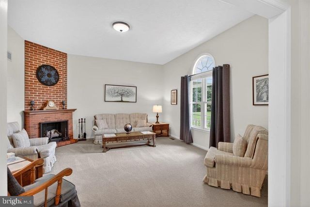 2220 PINEWOODS RD, Quicksburg, VA 22847