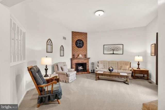 2220 PINEWOODS RD, Quicksburg, VA 22847