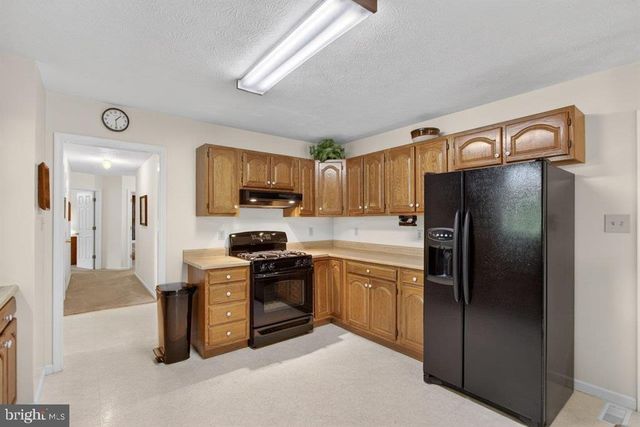 2220 PINEWOODS RD, Quicksburg, VA 22847