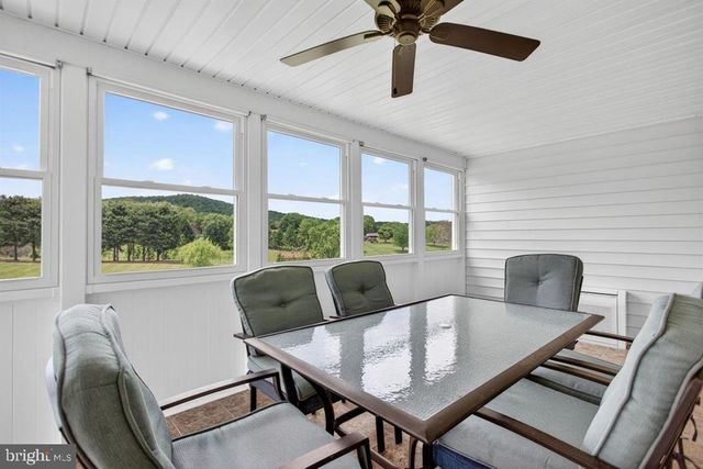 2220 PINEWOODS RD, Quicksburg, VA 22847