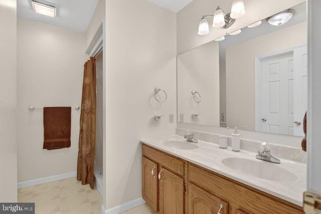 2220 PINEWOODS RD, Quicksburg, VA 22847