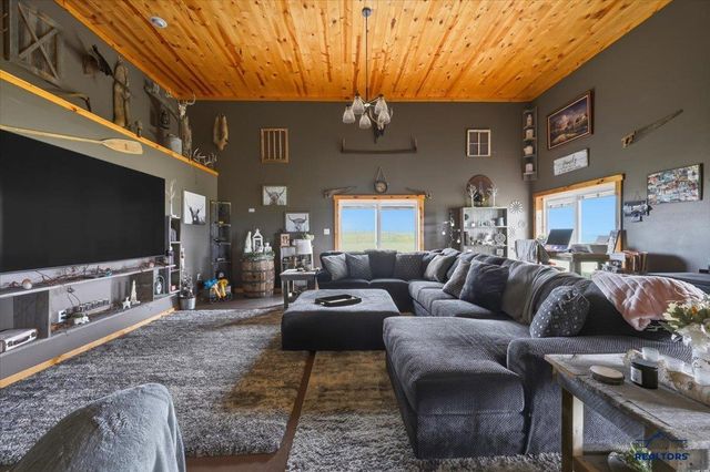 12565 BIGHORN RD, Whitewood, SD 57793