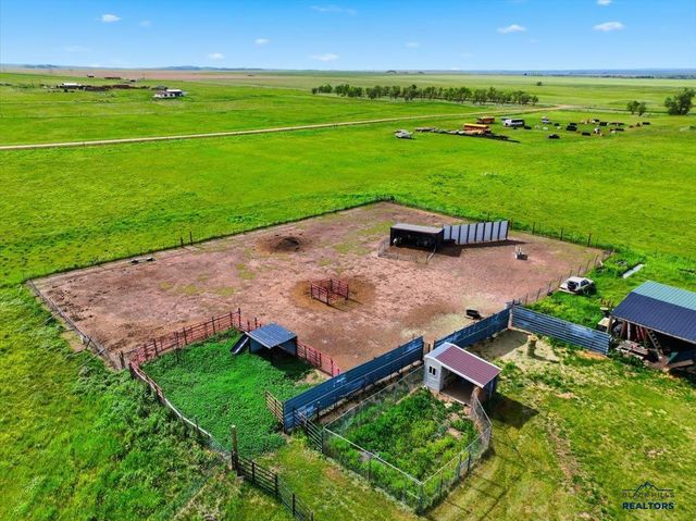 12565 BIGHORN RD, Whitewood, SD 57793