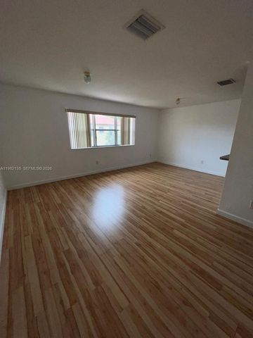 1420 NE 33rd Ave 201-15, Homestead, FL 33033