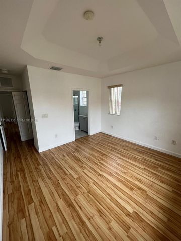 1420 NE 33rd Ave 201-15, Homestead, FL 33033