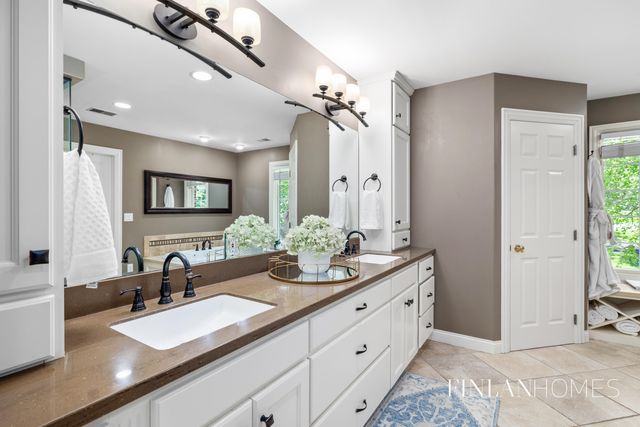 8210 Powderhorn Trail SE, Caledonia, MI 49316