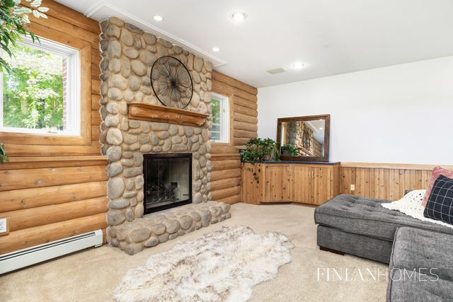 8210 Powderhorn Trail SE, Caledonia, MI 49316