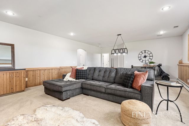 8210 Powderhorn Trail SE, Caledonia, MI 49316