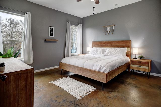 172 Waipahoehoe DR, Bastrop, TX 78602