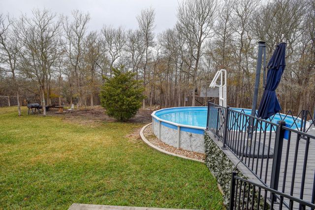 172 Waipahoehoe DR, Bastrop, TX 78602