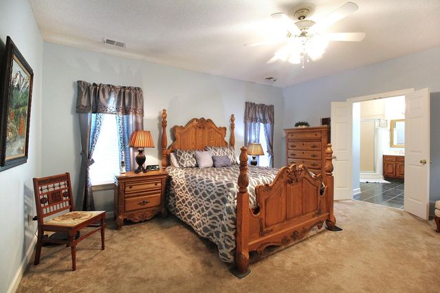 2550 N REID-HOOKER RD, Eads, TN 38028