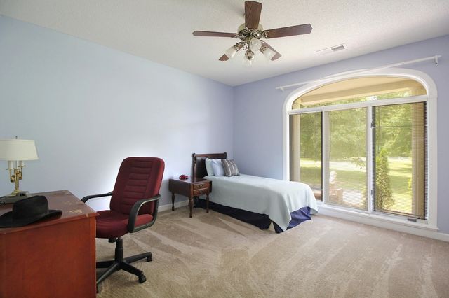 2550 N REID-HOOKER RD, Eads, TN 38028