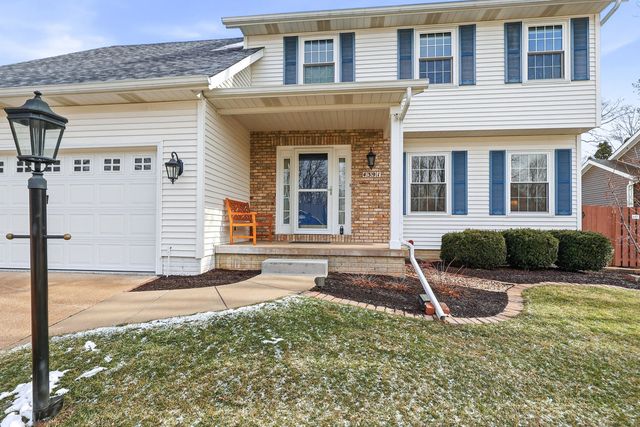 4391 Winston Place, Bettendorf, IA 52722