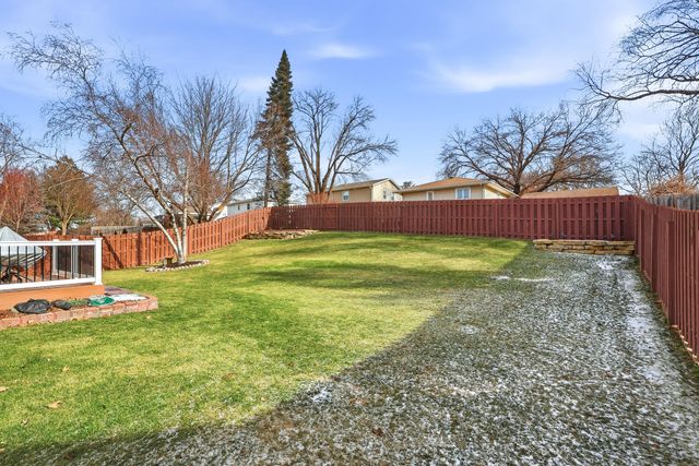 4391 Winston Place, Bettendorf, IA 52722